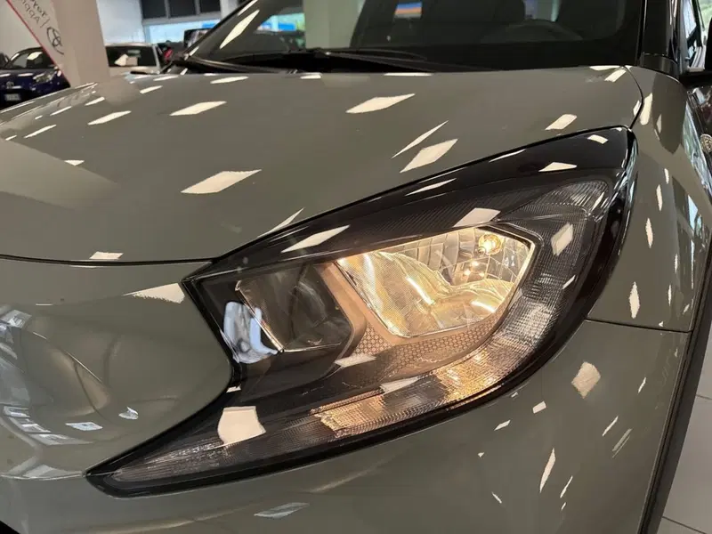 Toyota Aygo X usata a Prato (8)