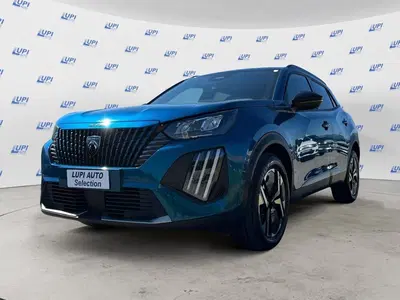 Peugeot 2008 1.2 turbo Allure 100cv del 2025 usata a Serravalle Pistoiese
