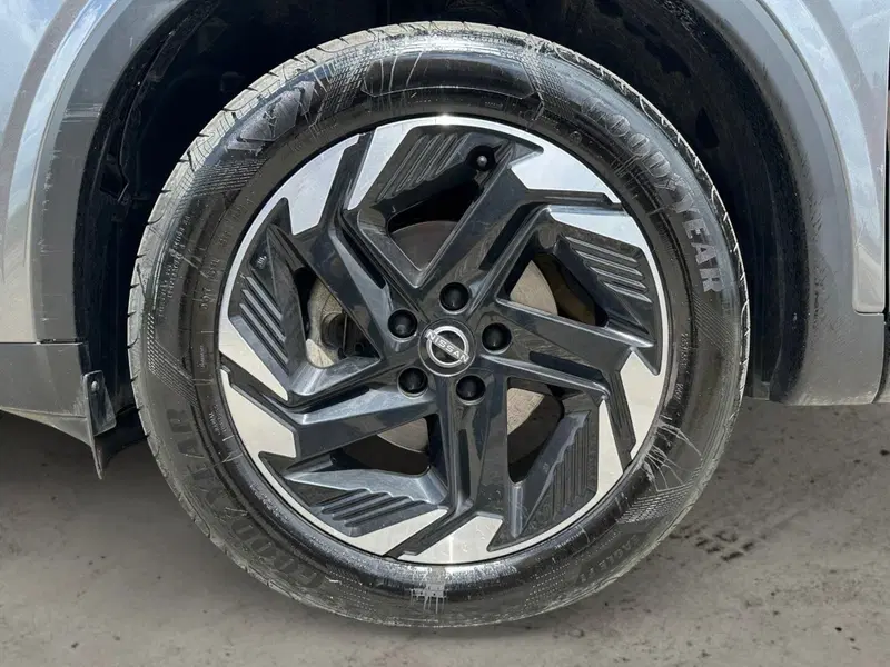 Nissan Qashqai usata a Pistoia (14)