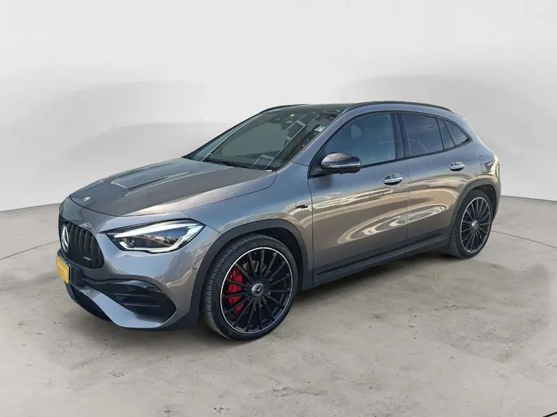 Mercedes-Benz GLA SUV nuova a Ancona