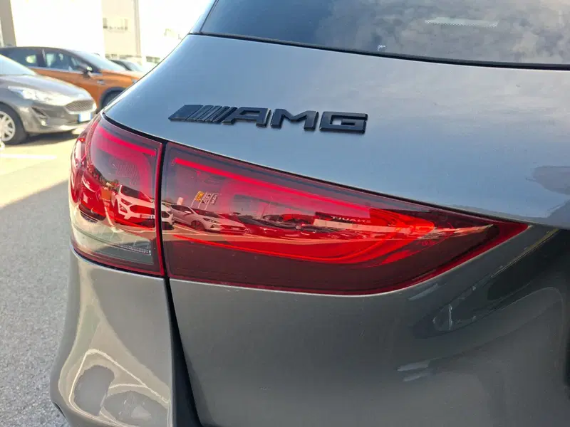 Mercedes-Benz GLA SUV nuova a Ancona (11)