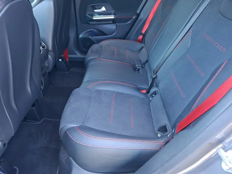Mercedes-Benz GLA SUV nuova a Ancona (17)
