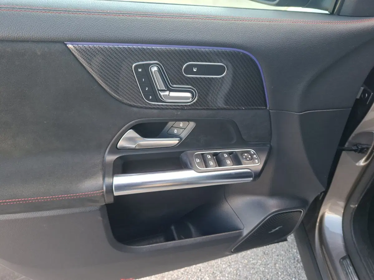 Mercedes-Benz GLA SUV nuova a Ancona (19)