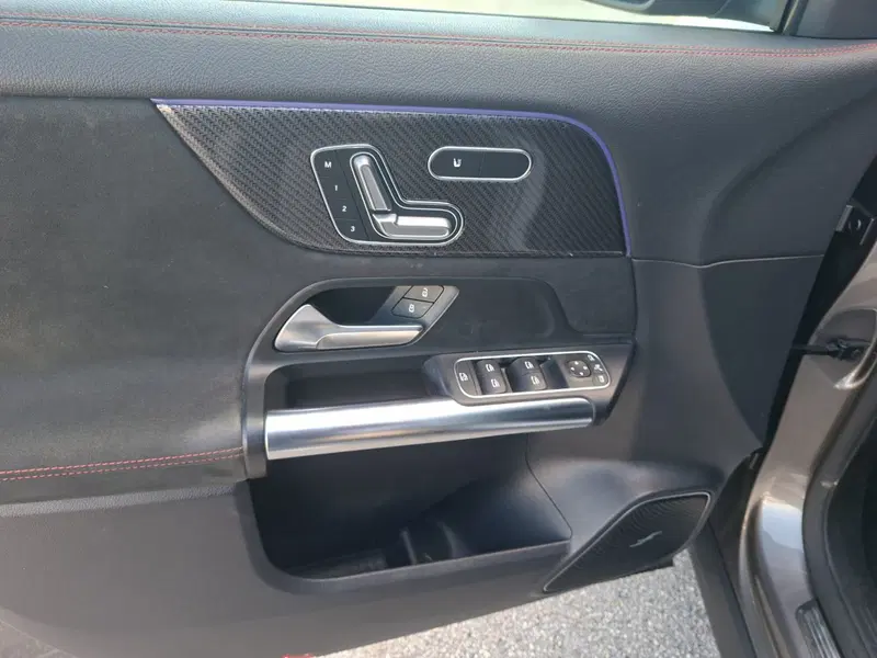 Mercedes-Benz GLA SUV nuova a Ancona (19)