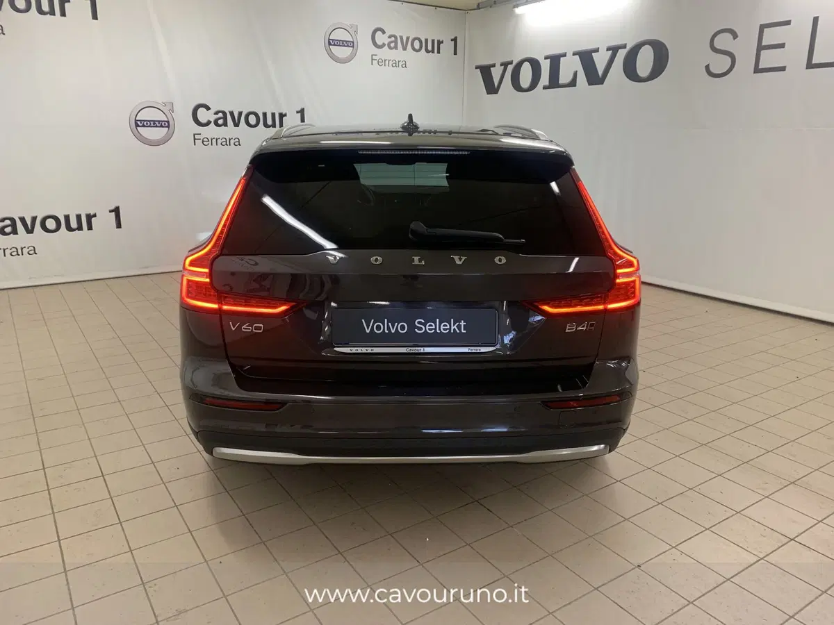 Volvo V60 Cross Country usata a Ferrara (10)