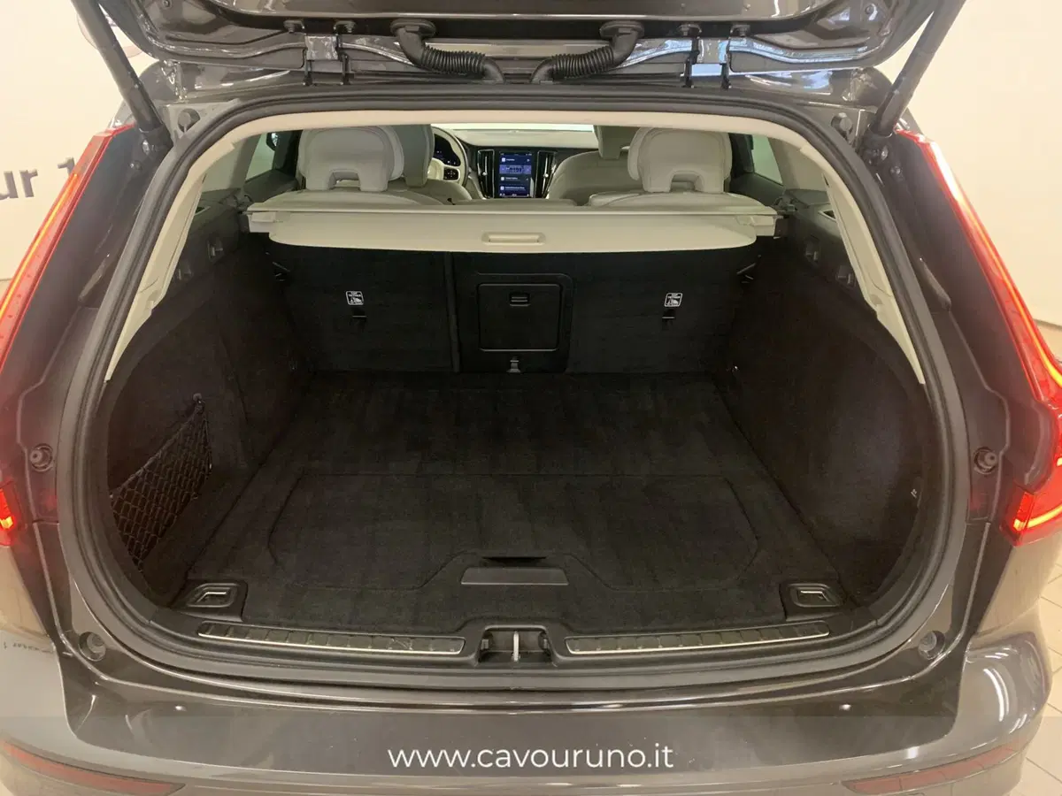 Volvo V60 Cross Country usata a Ferrara (11)