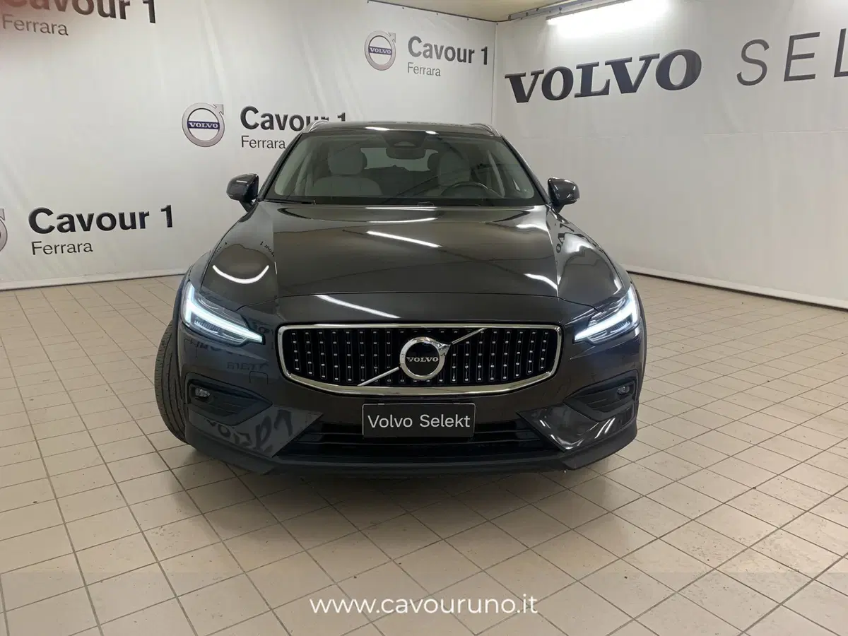 Volvo V60 Cross Country usata a Ferrara (4)