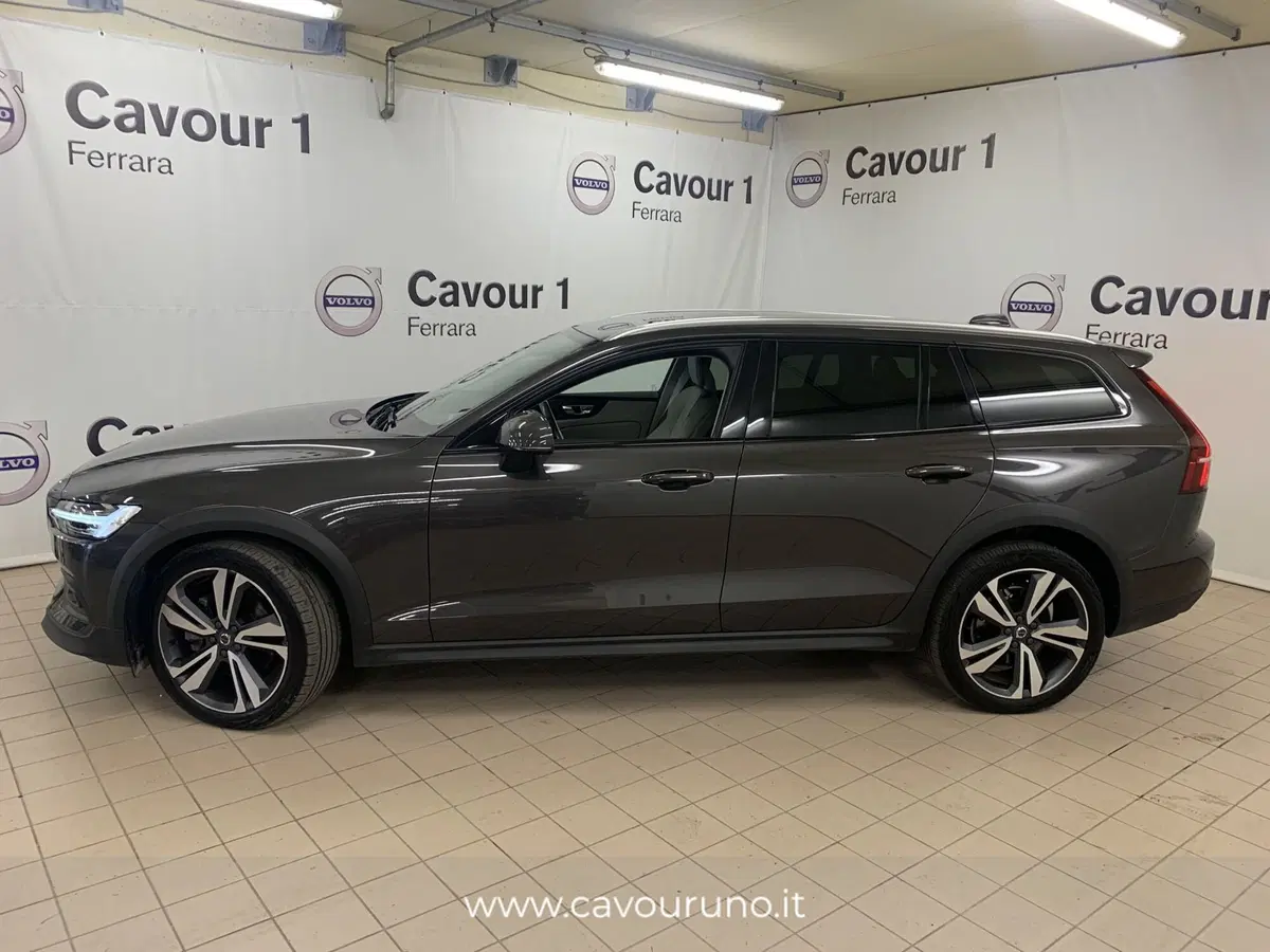 Volvo V60 Cross Country usata a Ferrara (5)