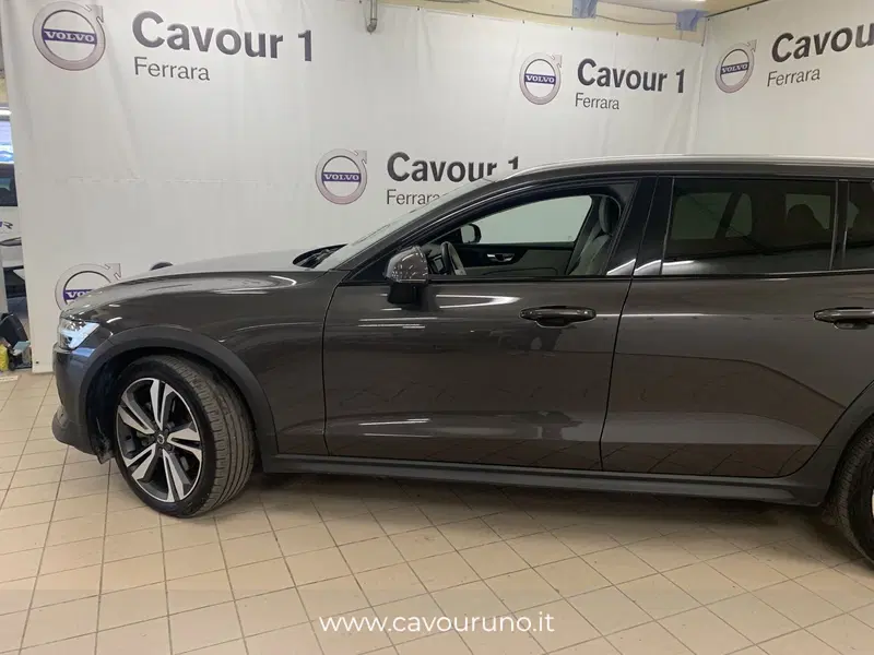 Volvo V60 Cross Country usata a Ferrara (6)