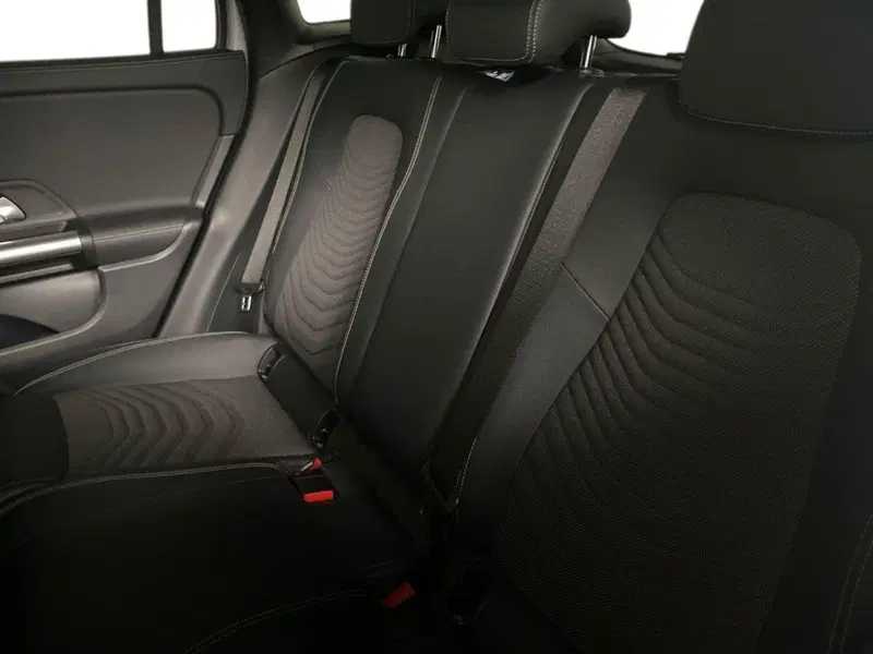 Mercedes-Benz GLA SUV usata a Bergamo (12)