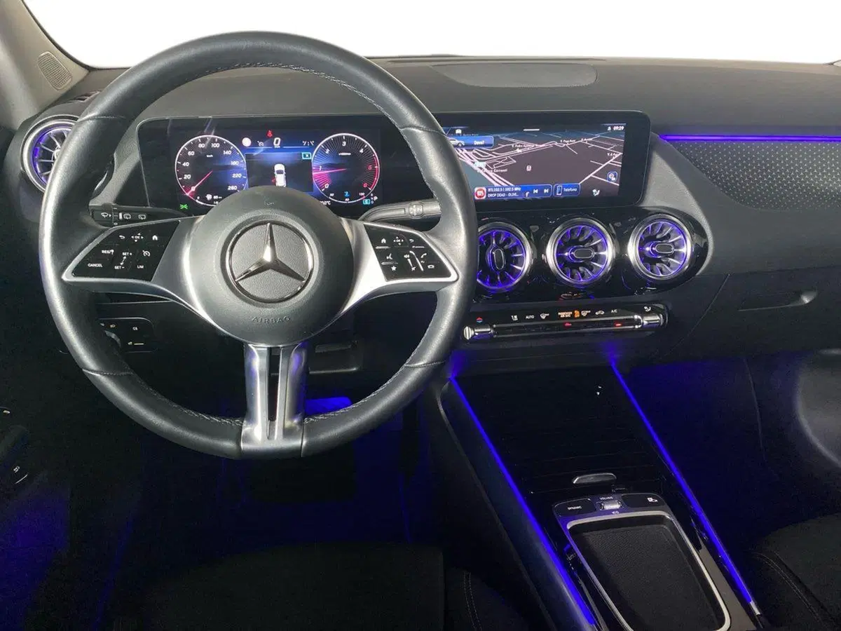 Mercedes-Benz GLA SUV usata a Bergamo (7)