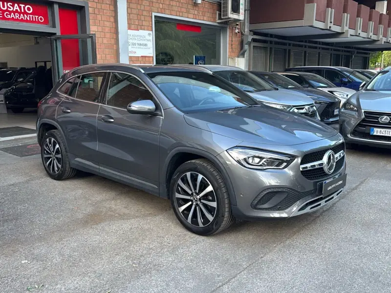 Mercedes-Benz GLA SUV usata a Bologna (2)