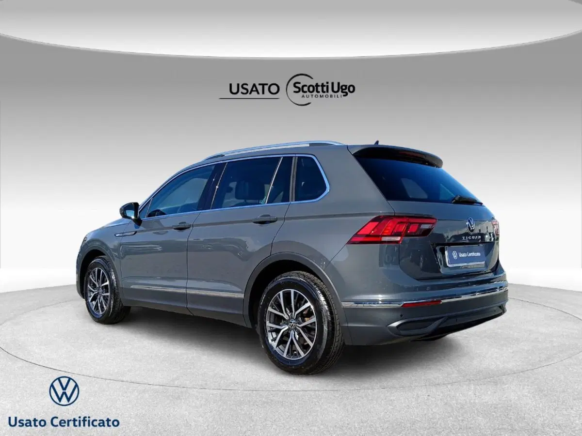 Volkswagen Tiguan usata a Firenze (4)