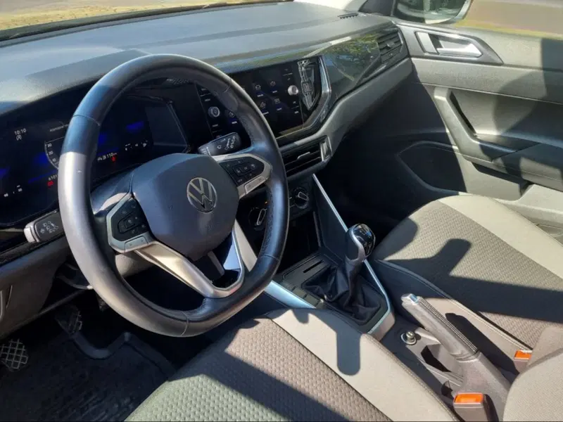 Volkswagen Taigo usata a Livorno (13)