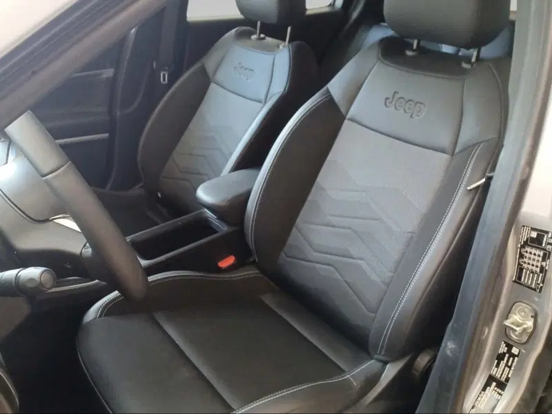 Jeep Avenger usata a Firenze (8)