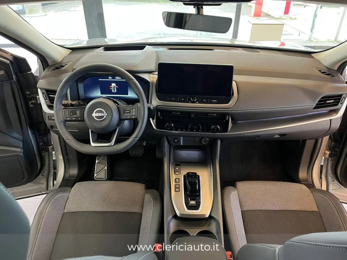 Nissan Qashqai nuova a Como (7)