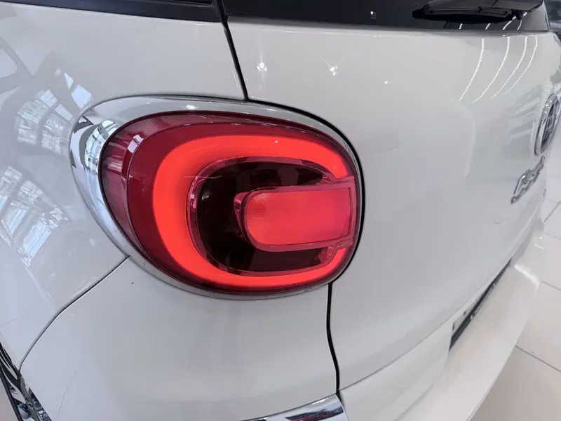 Fiat 500L usata a Latina (18)