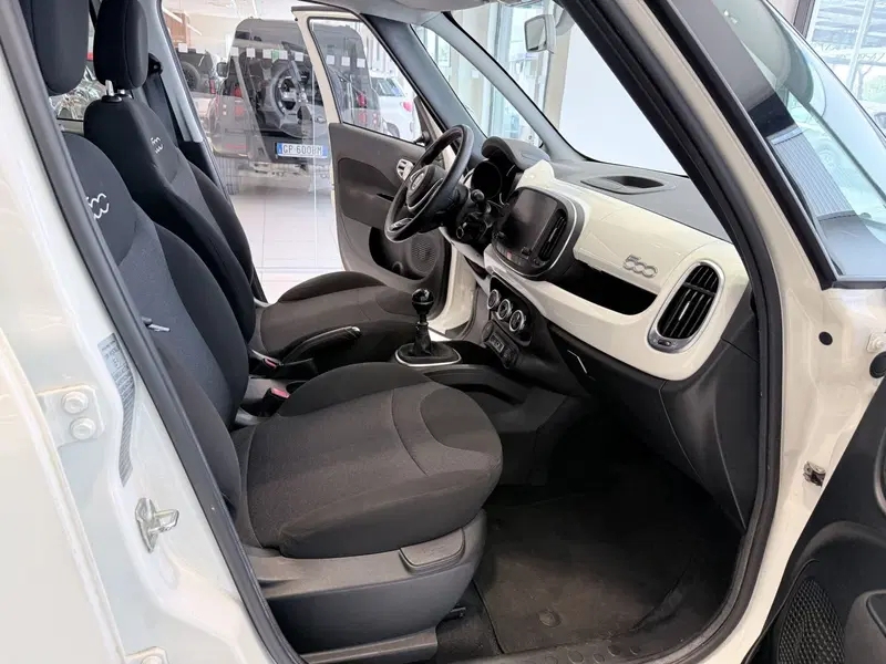 Fiat 500L usata a Latina (9)