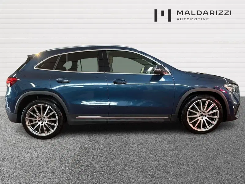 Mercedes-Benz GLA SUV usata a Matera (5)