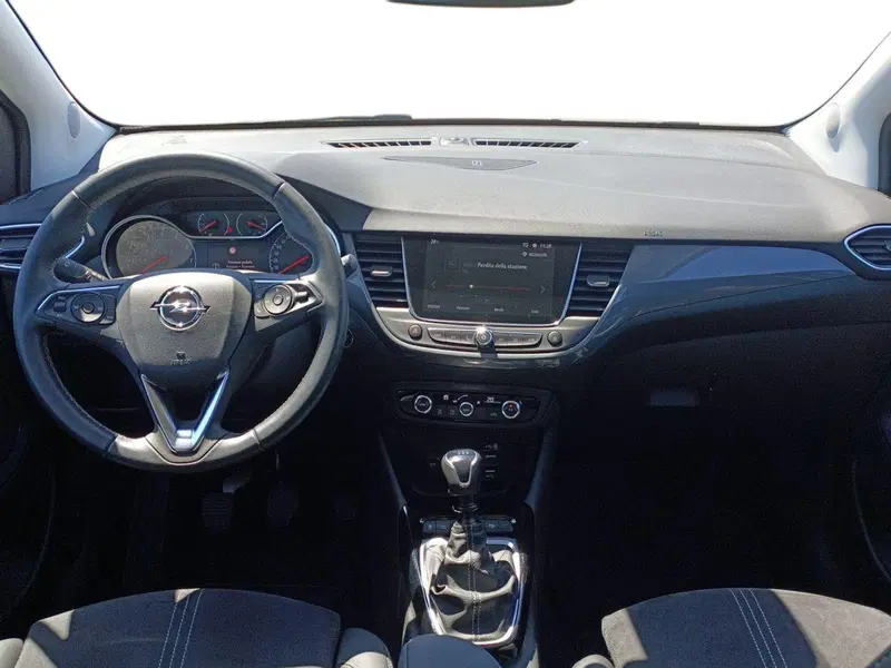 Opel Crossland usata a Matera (8)