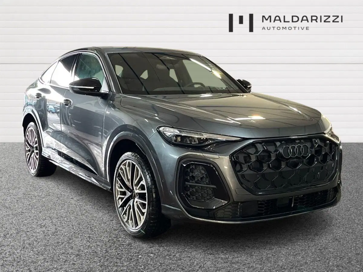Audi Q5 Sportback nuova a Bari