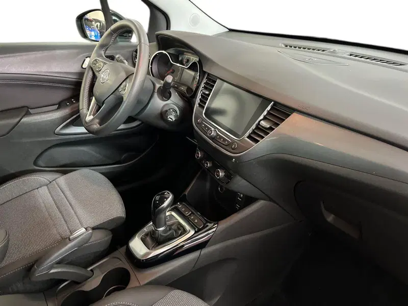 Opel Crossland usata a Bari (9)