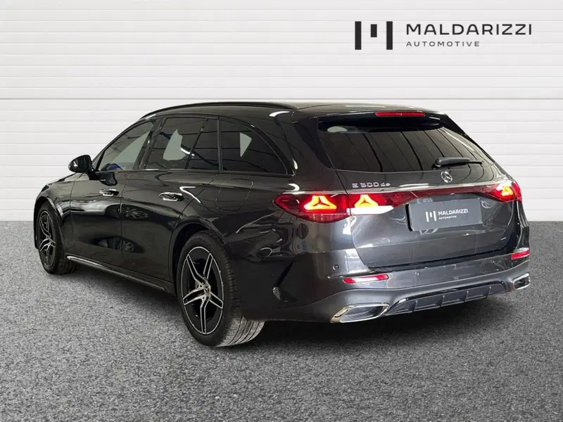 Mercedes-Benz Classe E Station Wagon usata a Bari (4)