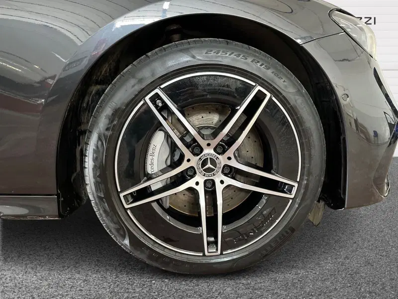 Mercedes-Benz Classe E Station Wagon usata a Bari (6)
