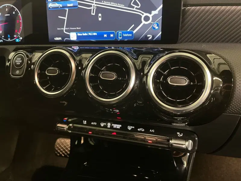 Mercedes-Benz Classe A usata a Monza e Brianza (14)
