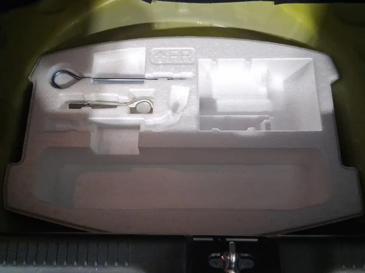 Suzuki Swift usata a Genova (19)
