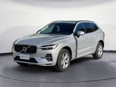 Volvo XC60 B4 (d) AWD automatico Core N1 del 2023 usata a Como