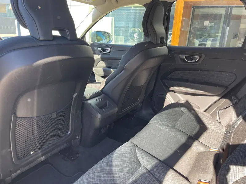 Volvo XC60 usata a Como (11)