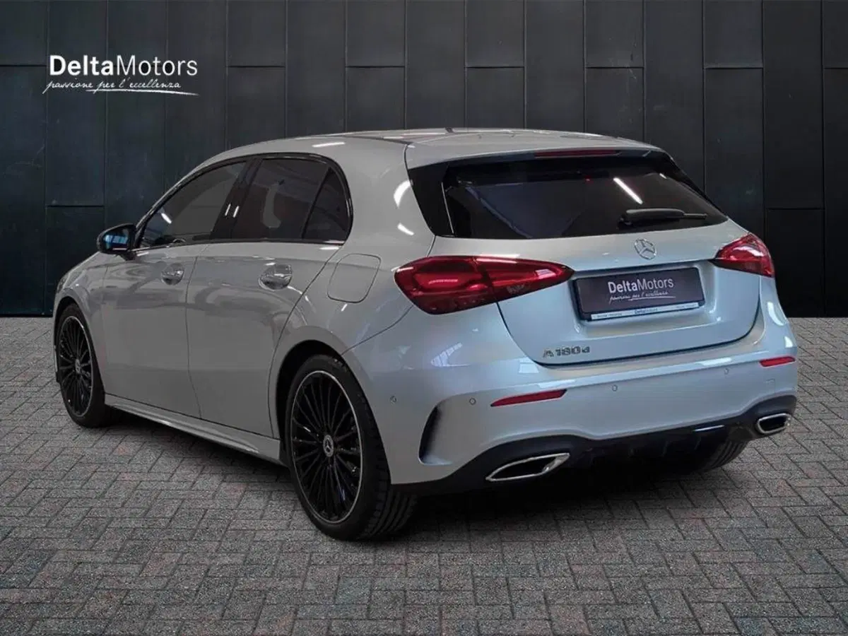 Mercedes-Benz Classe A Sedan nuova a Ancona (4)