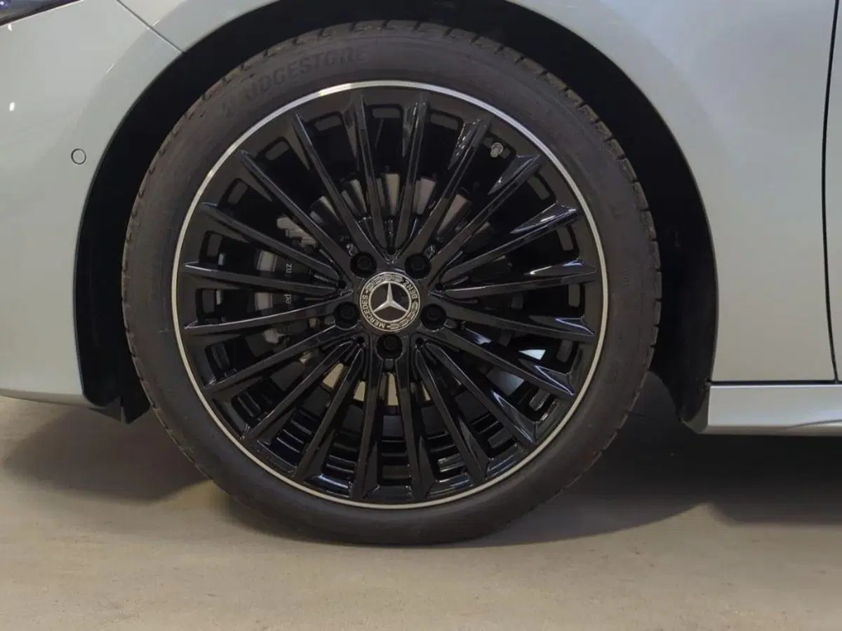 Mercedes-Benz Classe A Sedan nuova a Ancona (8)