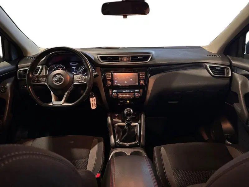 Nissan Qashqai usata a Macerata (10)