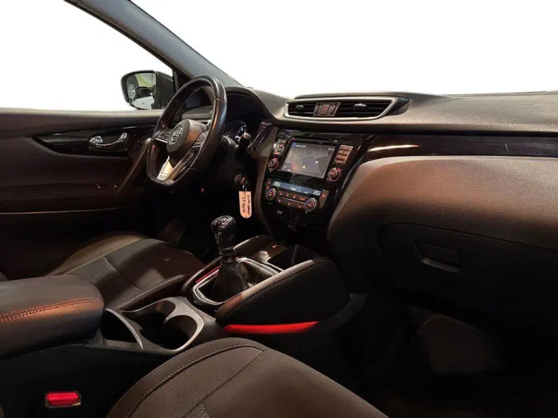 Nissan Qashqai usata a Macerata (12)