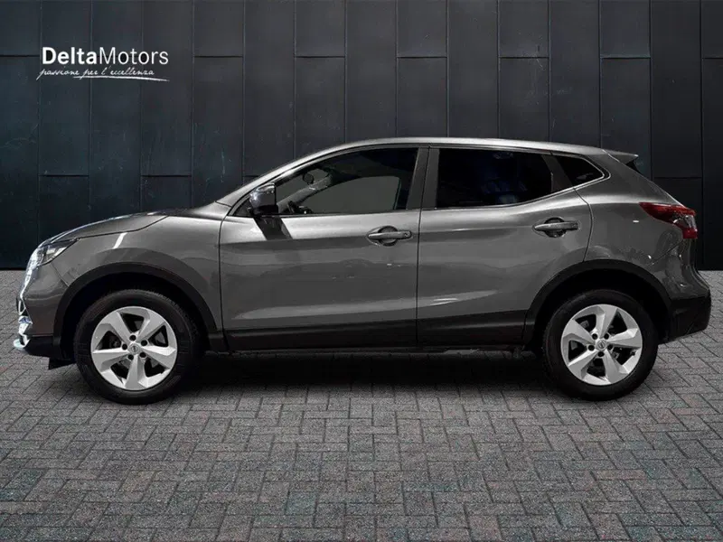 Nissan Qashqai usata a Macerata (2)