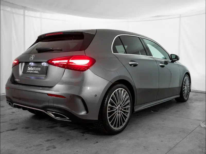 Mercedes-Benz Classe A Sedan nuova a Macerata (4)