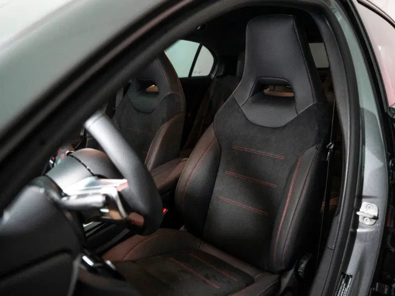 Mercedes-Benz Classe A Sedan nuova a Macerata (8)