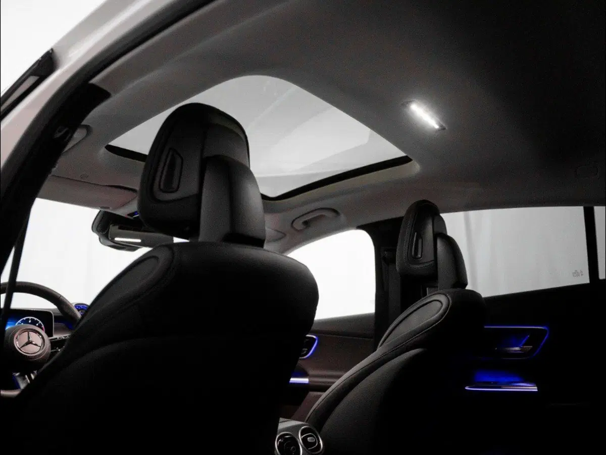 Mercedes-Benz GLC SUV nuova a Macerata (14)
