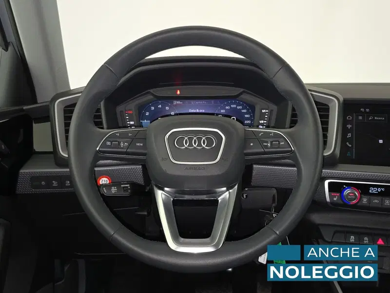 Audi A1 allstreet usata a Cuneo (11)