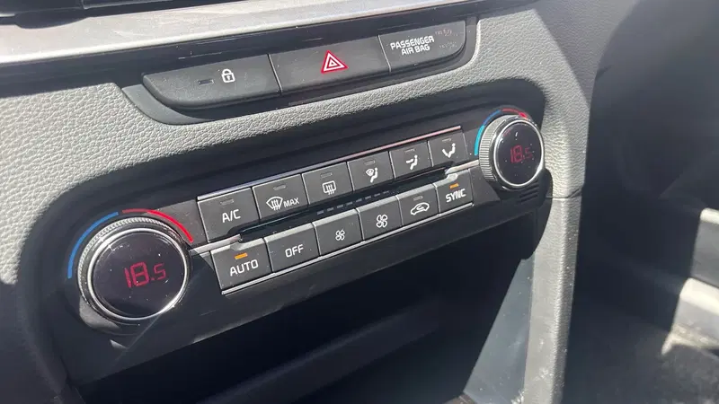 Kia XCeed usata a Treviso (15)