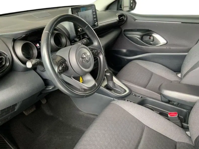 Toyota Yaris usata a Perugia (8)