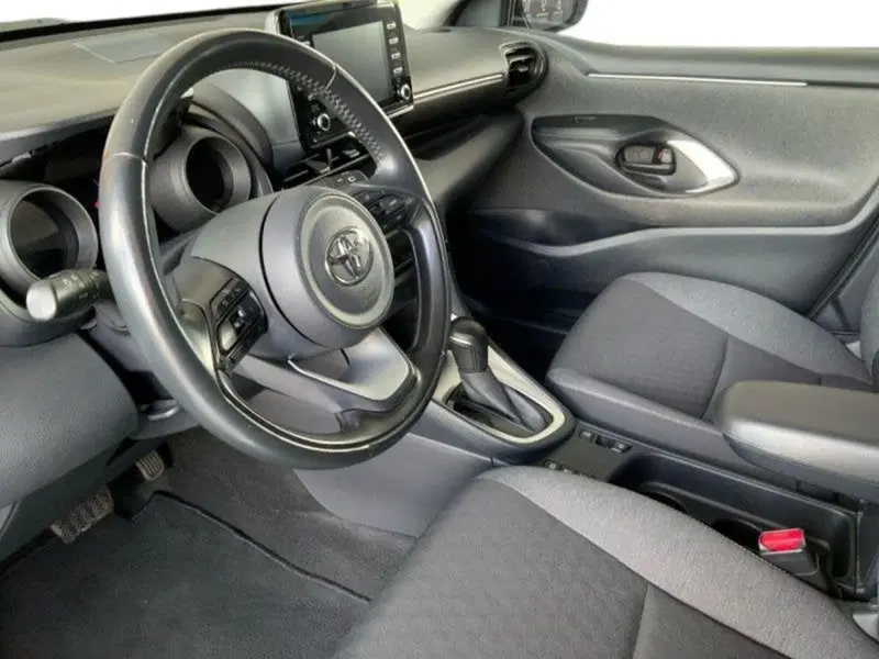 Toyota Yaris usata a Perugia (7)
