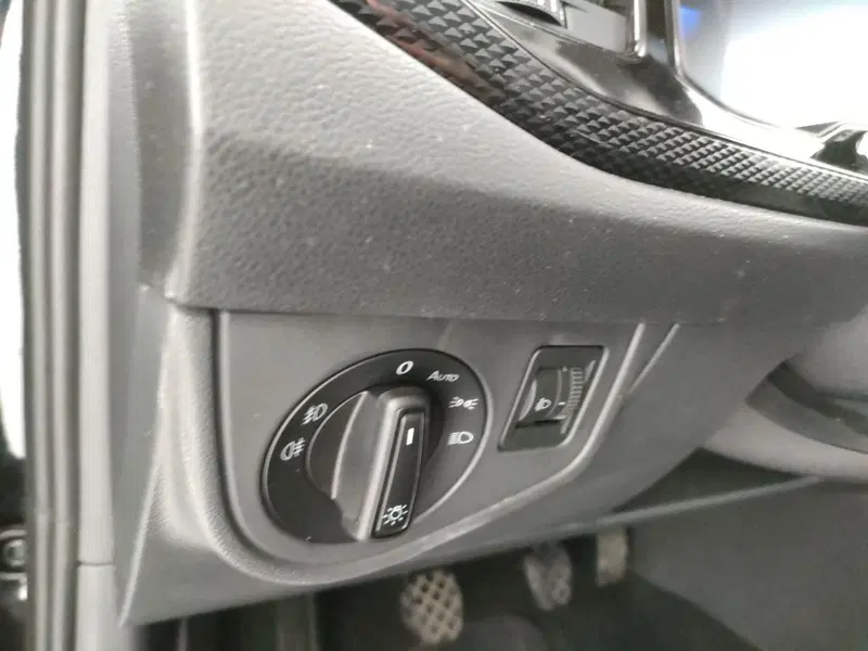 Volkswagen Taigo usata a Napoli (14)