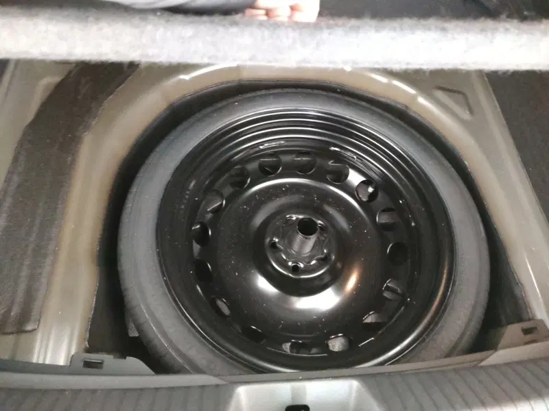 Volkswagen Taigo usata a Napoli (15)