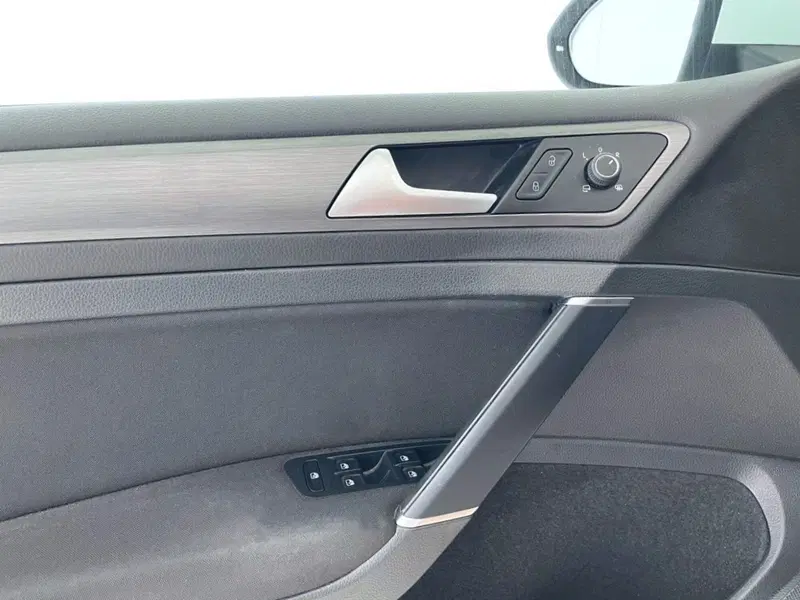 Volkswagen Golf usata a Perugia (16)