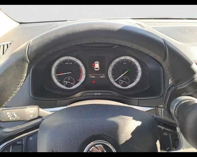 Skoda Karoq usata a Venezia (13)