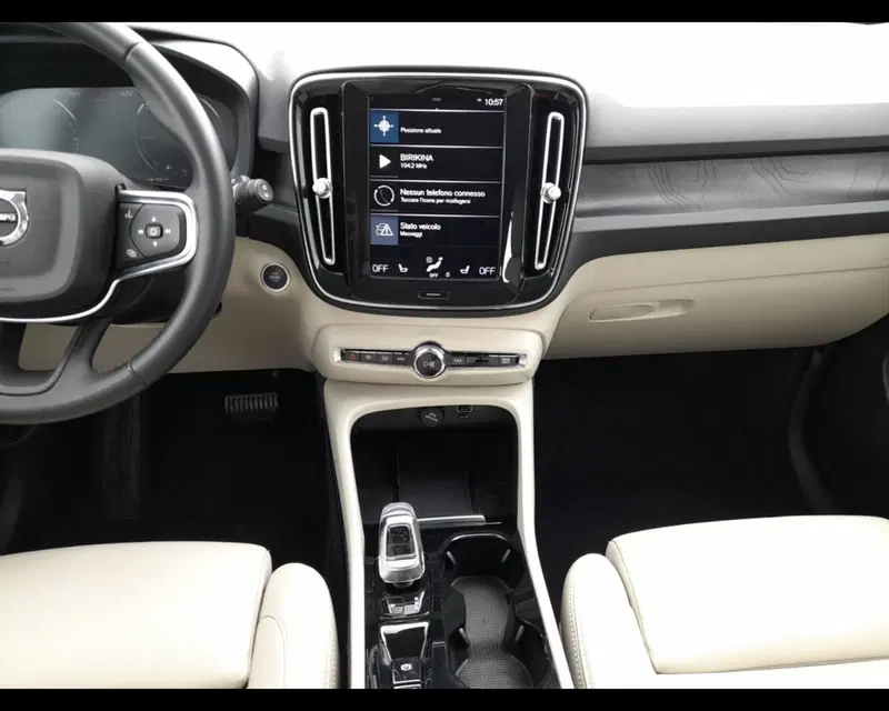 Volvo XC40 usata a Ravenna (11)