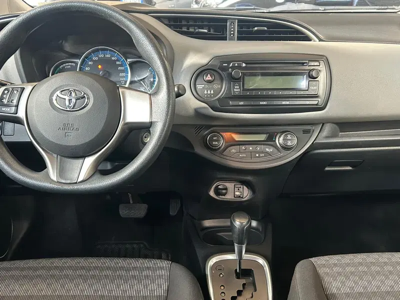 Toyota Yaris usata a Bergamo (10)
